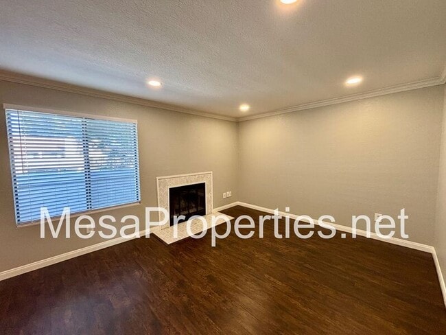 Photo - 10151 Arrow Route Unidad 94