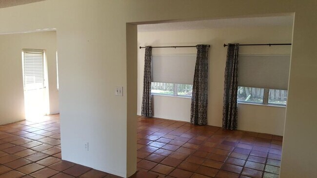 Photo - 1132 SW 3rd St