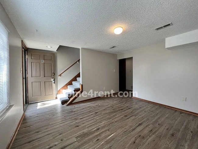 Photo - 1010 SE 7th Ter