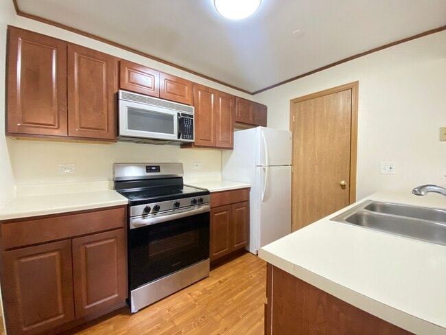 Photo - 1352 Cunat Ct