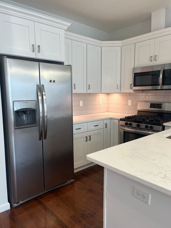 Photo - 93 Evergreen St