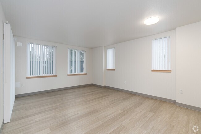 3BR, 2BA - 1,062SF - Living Room
