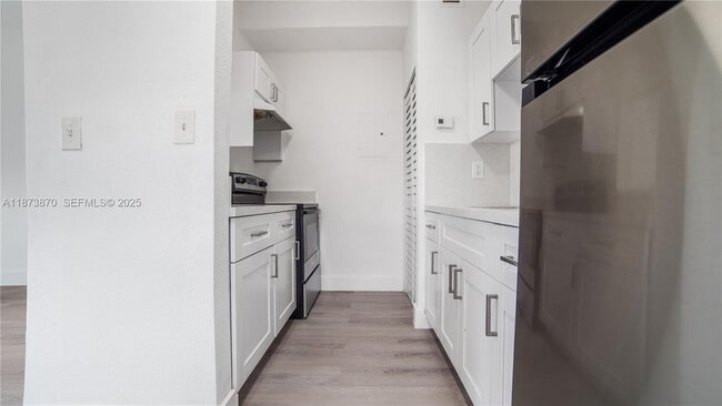 Photo - 720 NW 4th Ave Unit 4