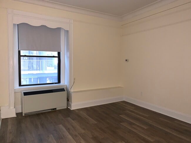 Building Photo - 62 Boylston St