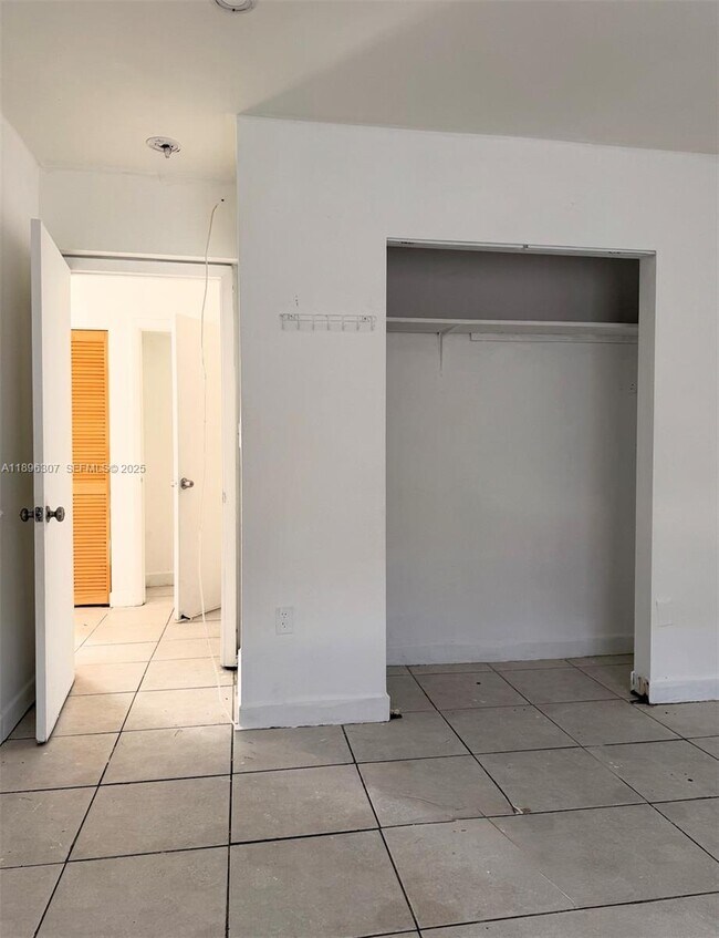 Photo - 848 SW 5th St Unit 103