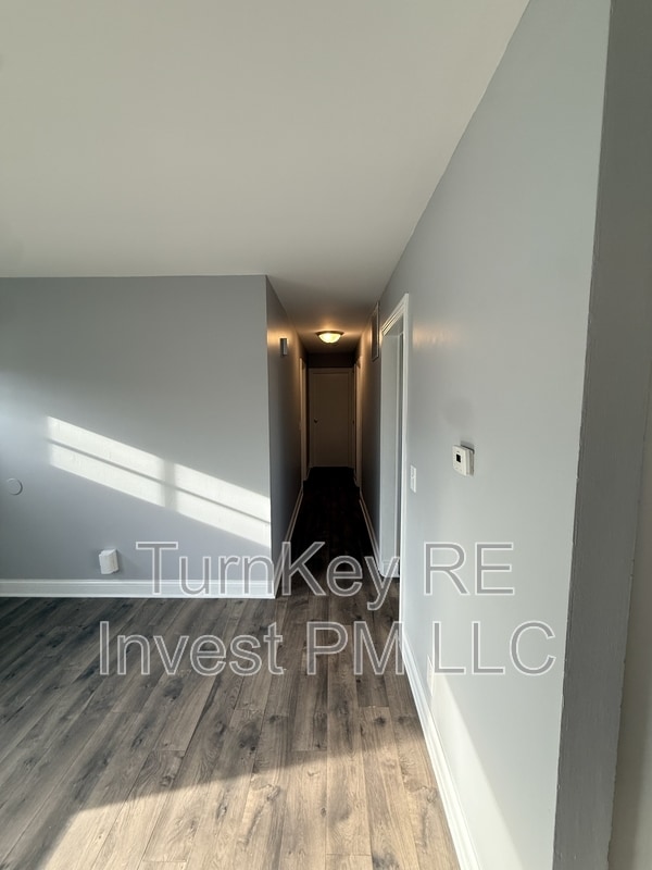 Photo - 63 Hubbard Way