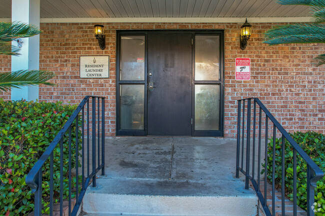 Resident Laundry Center