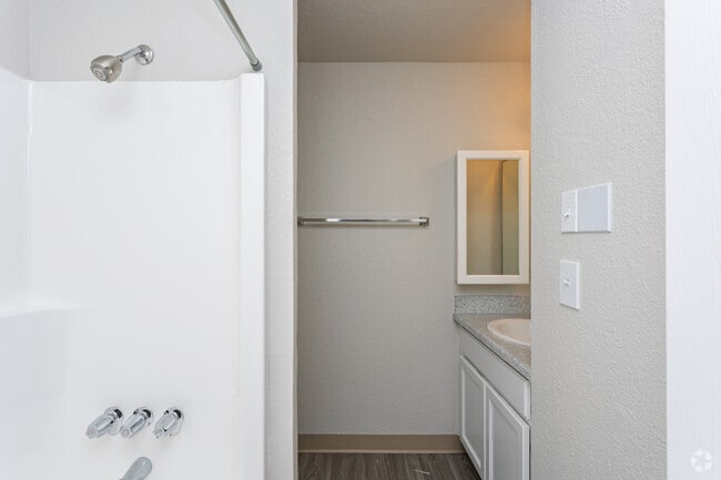 1 habitación, 1 baño - 546 pies cuadrados - The Monroe