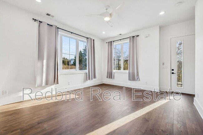 Photo - 2050 McKinley St