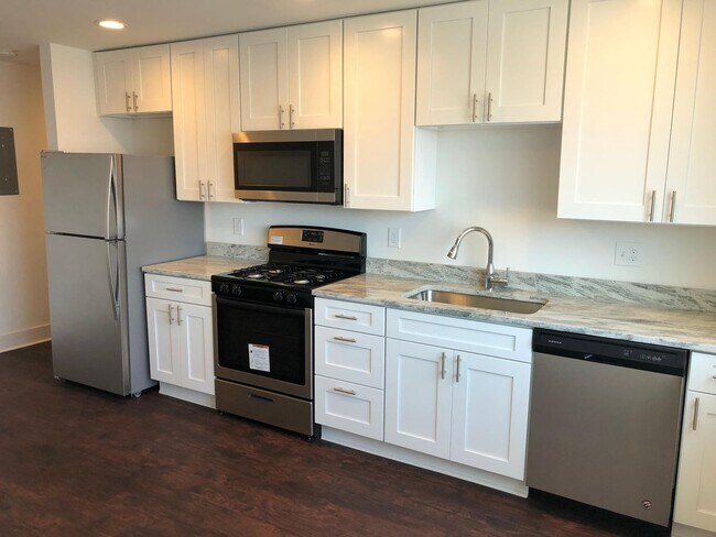 Photo - GEORGIA FLATS