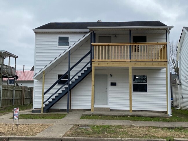 Photo - 620 Lawrence St Unit C
