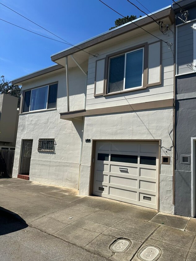 Charming Miraloma Park Home - Charming Miraloma Park Home