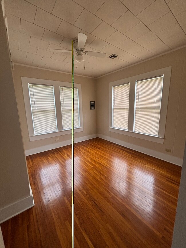 Photo - 1318 N Main St