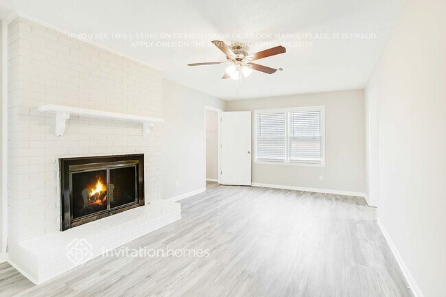 Photo - 6647 Forestdale Ln