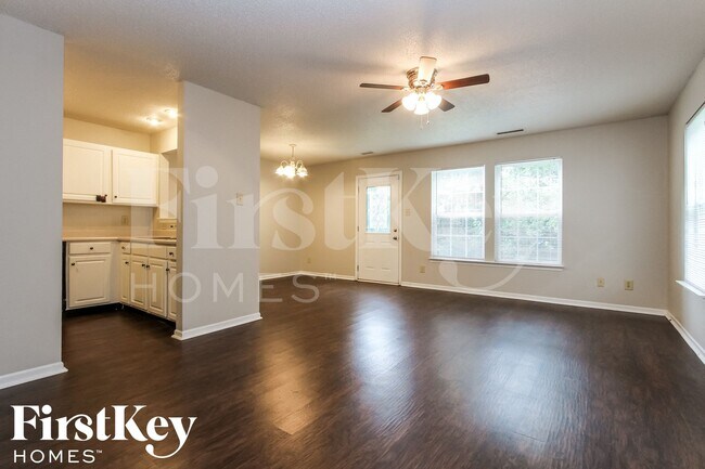 Photo - 6518 Redland Way