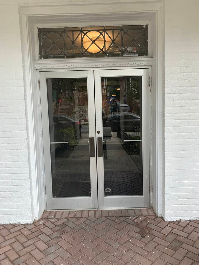 Photo - 299 St Marks Pl