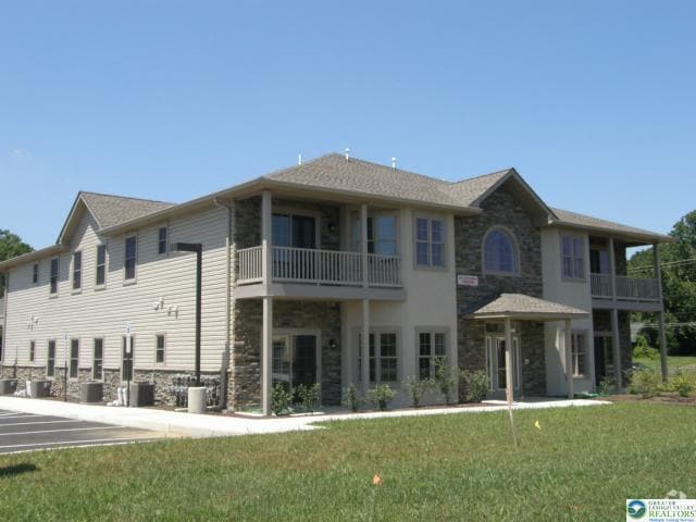 Building Photo - 1952 Wagner Dr Unit H Rental