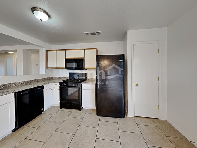 Photo - 6159 S Avenue De La Chandelle