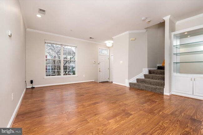 Photo - 77 Harbour Heights Dr