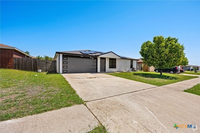 Building Photo - 4307 Stallion Dr Rental