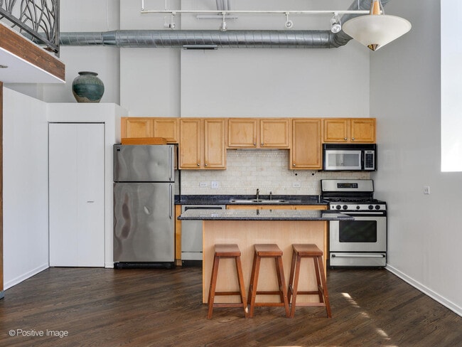 Photo - 500 S Clinton St Unit 110