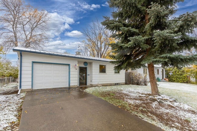 Building Photo - 2720 2nd Ave N