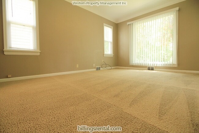 Living Room - 743 Wyoming Ave
