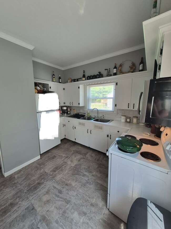 Photo - 27 Walling Rd Unit 27A