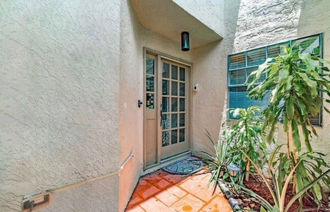 Photo - 10442 St Tropez Pl