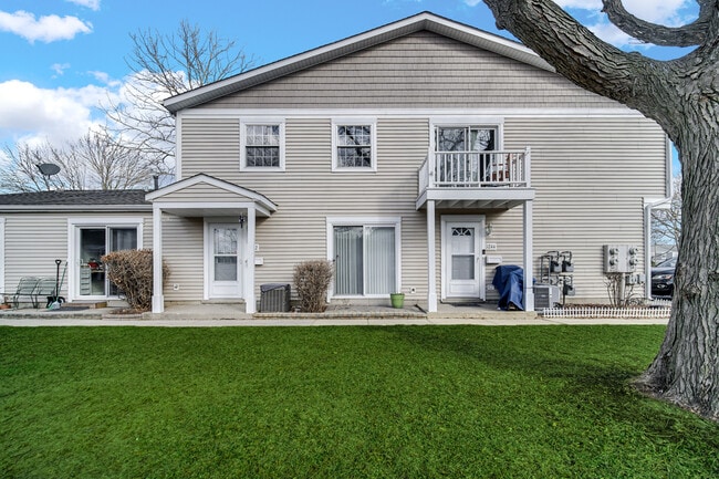 Building Photo - 1242 Nova Ct