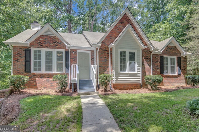 Photo - 220 Fontaine Way House