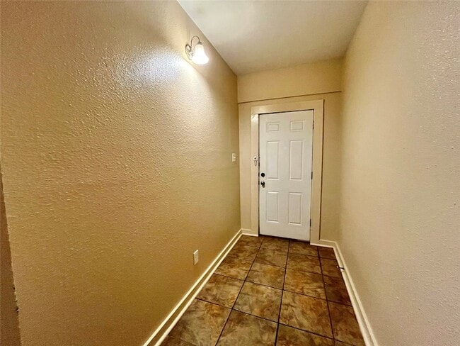 Photo - 301 Amarillo St