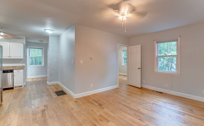 Photo - 79 Winchester Ave Unit 1