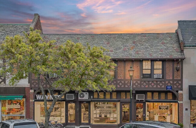 Photo - 338 Tudor Ct