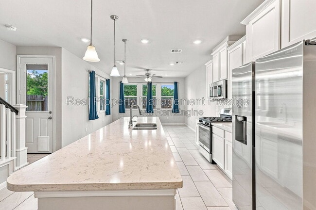 Photo - 7333 Hinsdale Dr