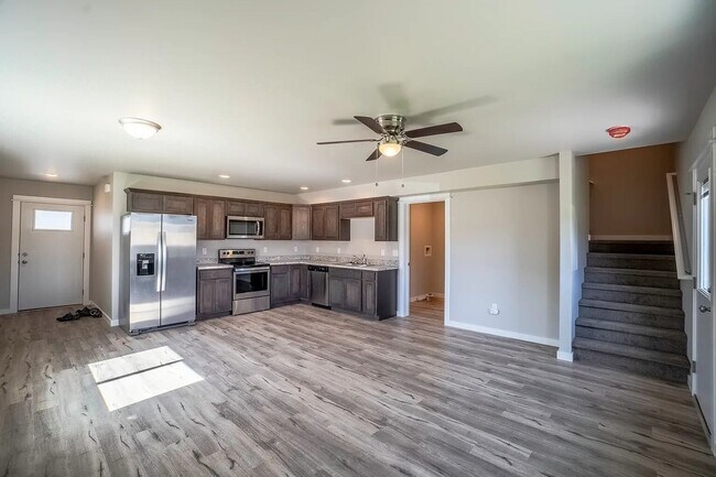 Photo - 3 bedroom, 2 bath Townhome in Belgrade
