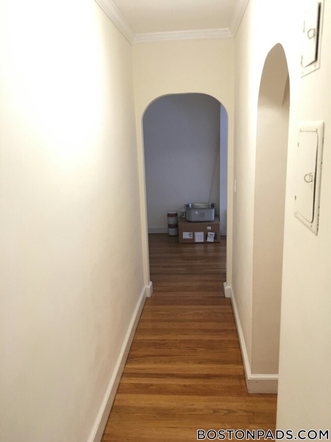 Photo - 337 Tappan St Unidad 2