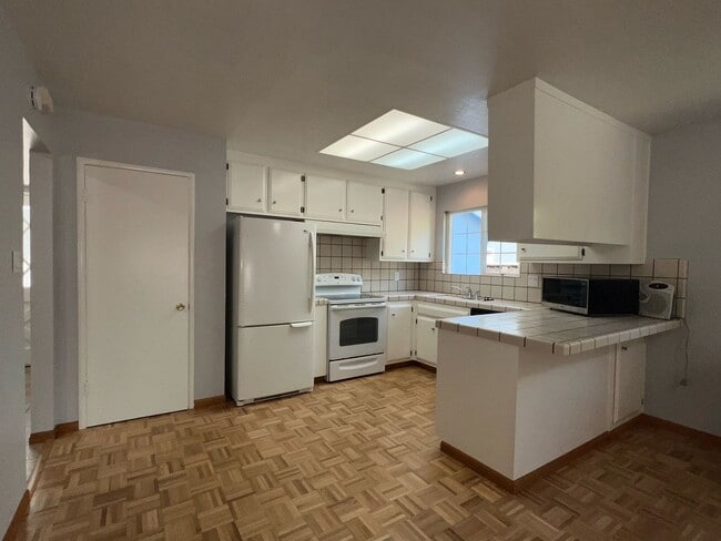 Photo - Bright Blossom Valley 3 Bedroom 2 Bath Single Family Home!