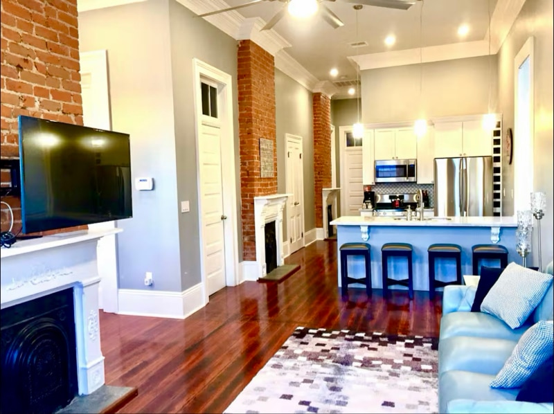 Photo - 1355 Columbus St