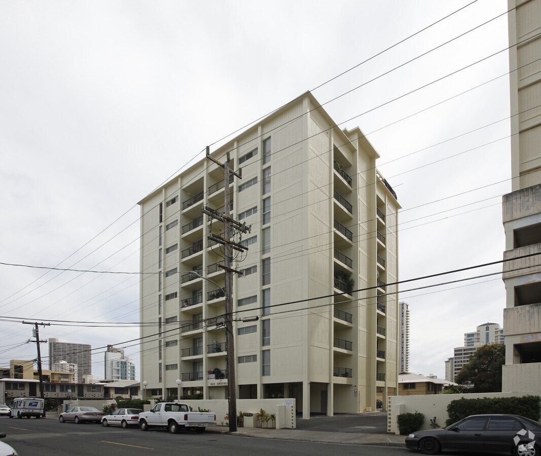 Photo - H&M Apartments