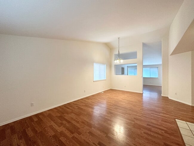Photo - BEAUTIFUL 3 BED, 2 BATH SINGLE FAMILY HOME LOCATED IN NW REDMOND!