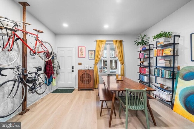 Building Photo - 5426 Irving St