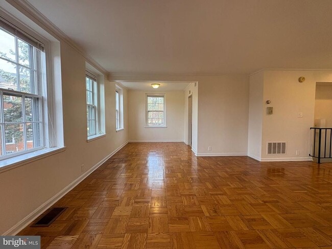 Photo - 3620 38th St NW