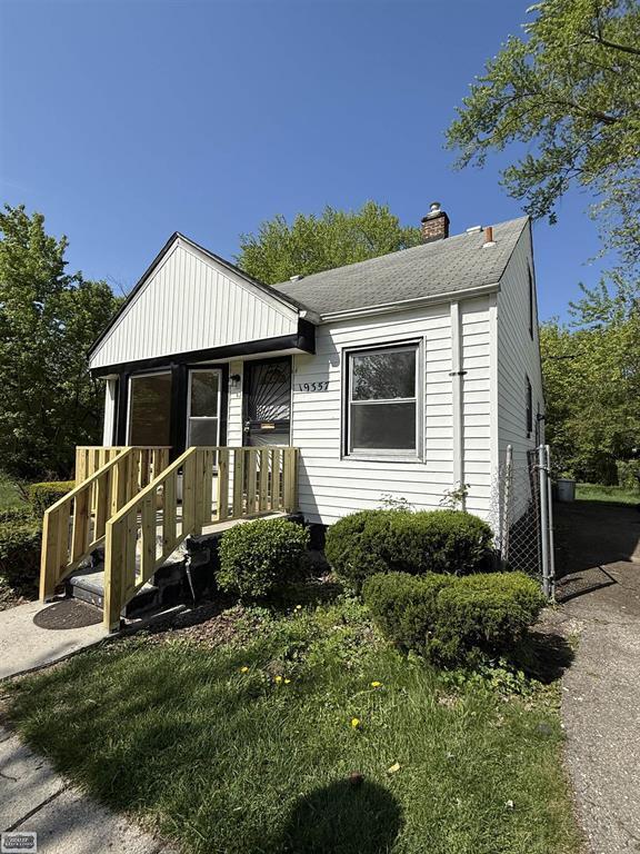 Photo - 19357 Blackstone St House