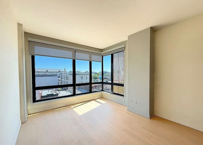 Photo - 550 Vanderbilt Ave