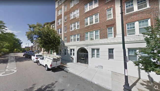 Building Photo - 1691 Commonwealth Ave Unit 32 Rental