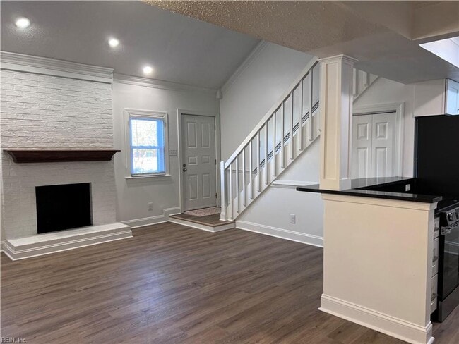 Photo - 947 Wildwood Square Ct