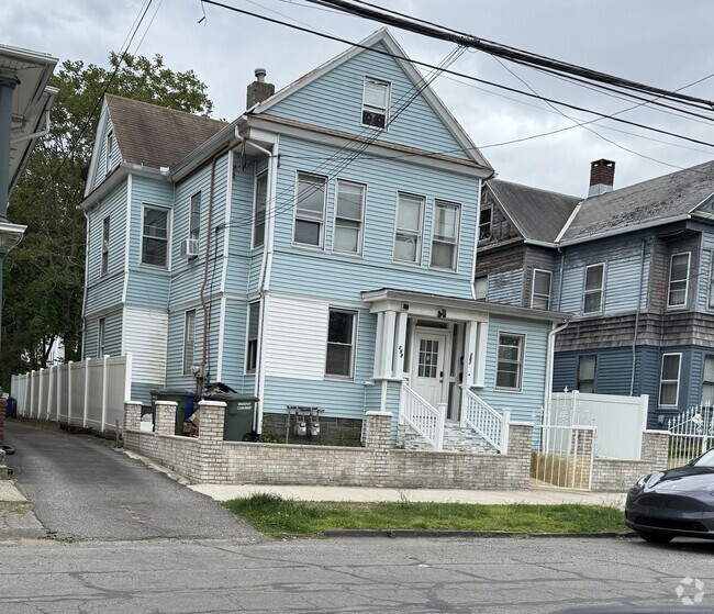 Building Photo - 297 Laurel Ave Unit 1sr flr Rental