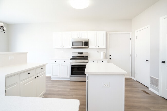 Photo - 1037 Park Hill Cir