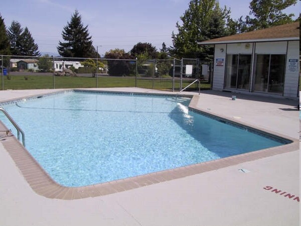 Photo - Clairmont Mobile Home Park